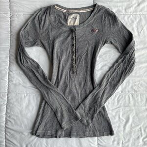 Vintage Y2K Hollister Henley top
